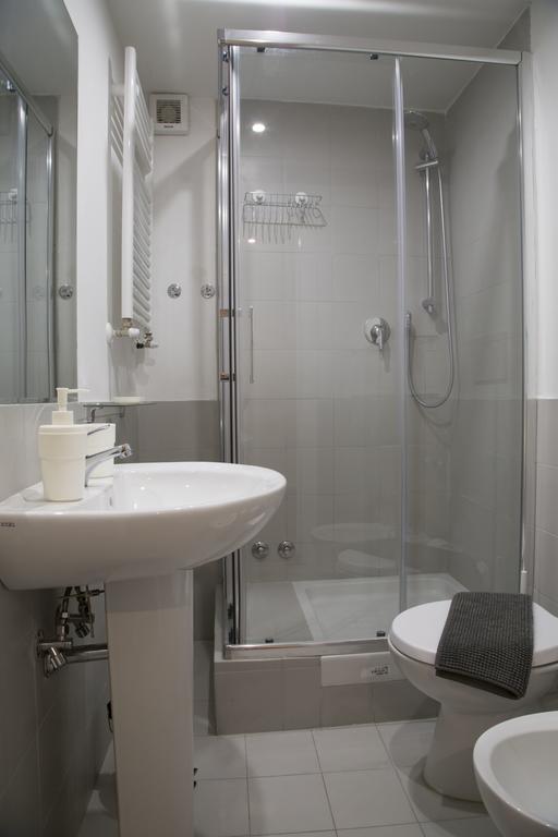 Cairoli Interno 9A - La Sapienza - Termini Station Apartment Rome Bagian luar foto